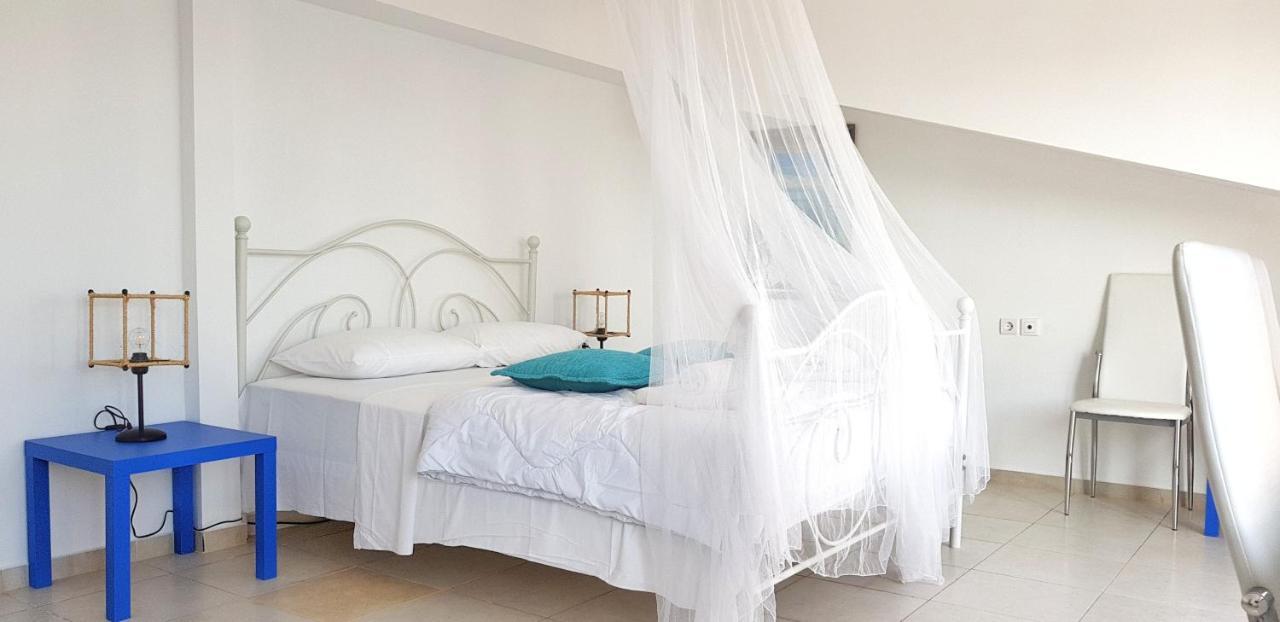 Bungalow White Tennis Apartments & Suites Pefkohóri Szoba fotó